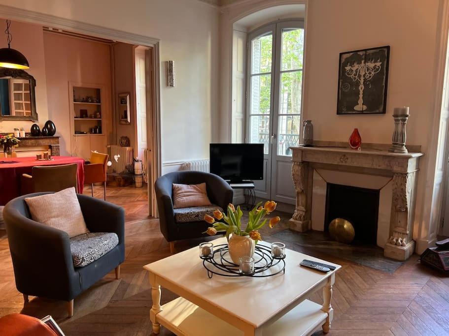 Coeur De Ville, Garage Prive Et Gratuit Avec Terrasse ! Каор Экстерьер фото